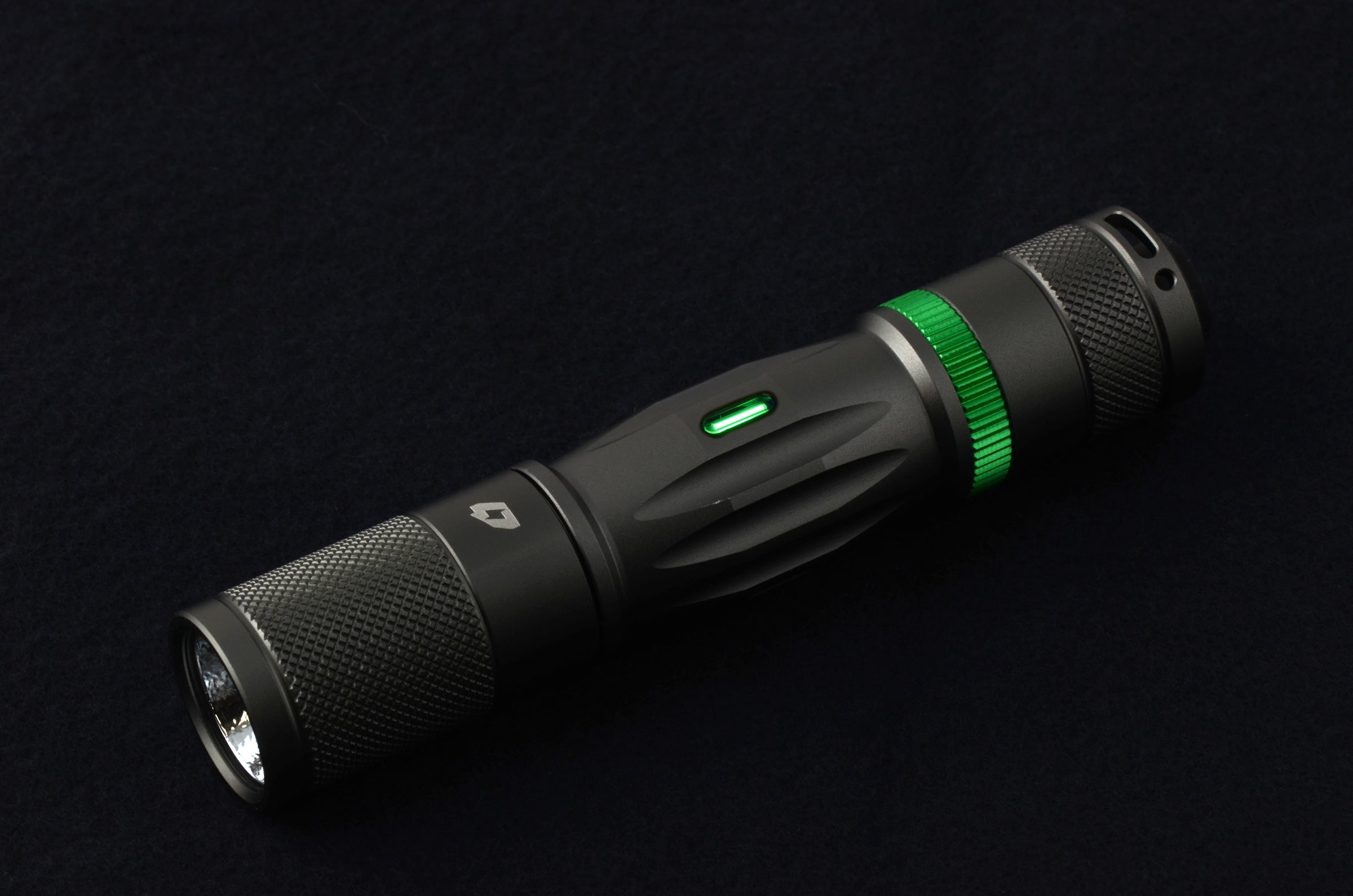 Foursevens x Glow Rhino: Quark QK16L MKIII (Tritium Edition)