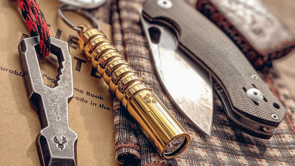 hero - keychain flashlight knife