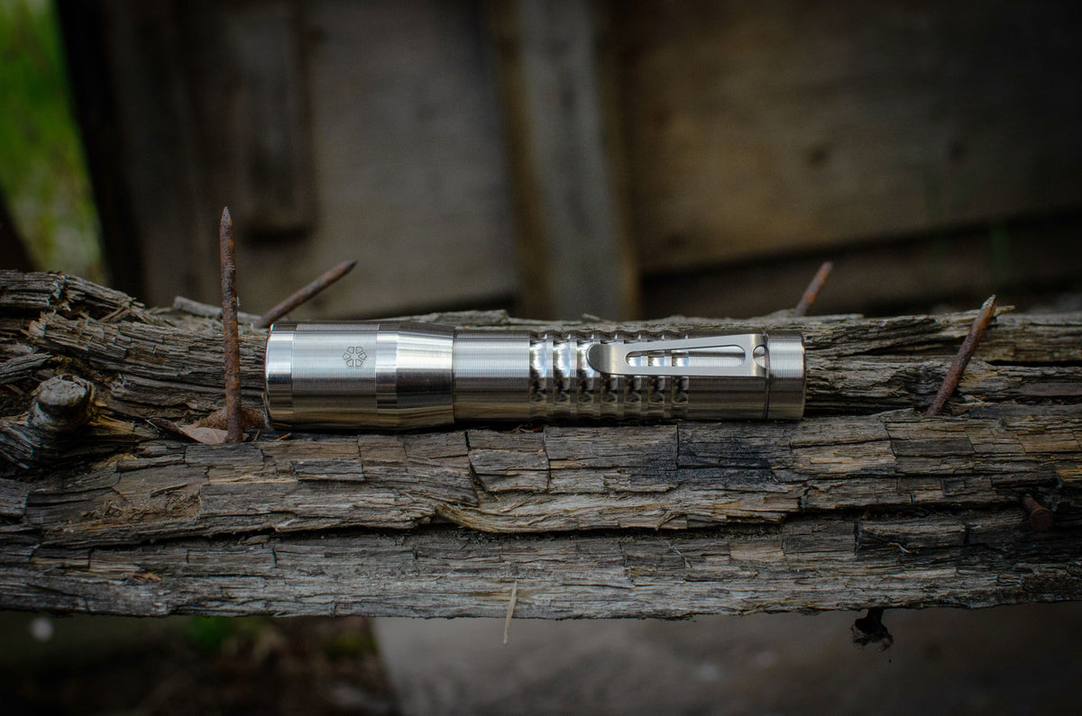 Flashlight Alpha Alpha Ready-Made – darksucks.com